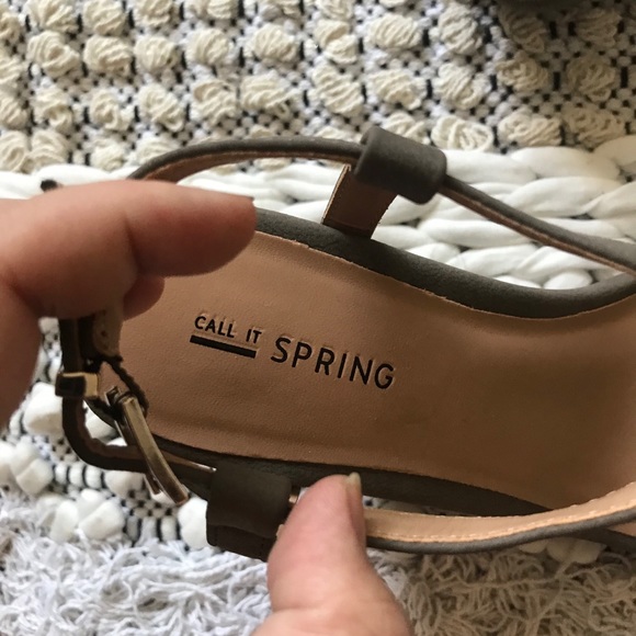 🤍 Grey Wedges - Picture 3 of 3